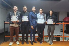 Asistentes al Diplomado con su certificado respectivo